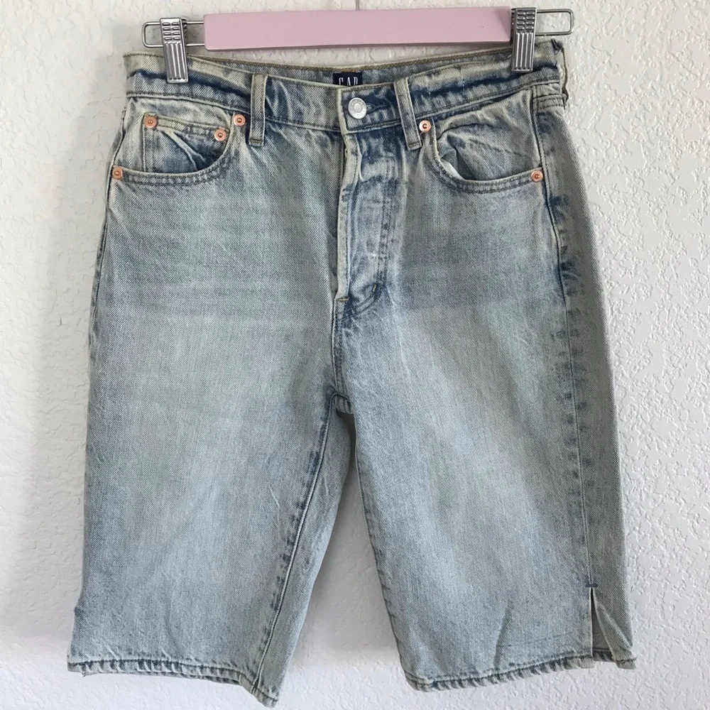 Nwot Gap Denim Light Bleach Wash Long Shorts